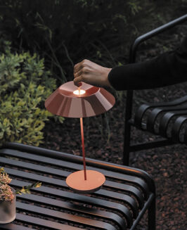 Lampa biurkowa Vibia Mayfair Mini przenośna - 2