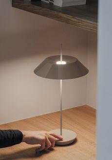Lampa biurkowa Vibia Mayfair Mini przenośna - 15